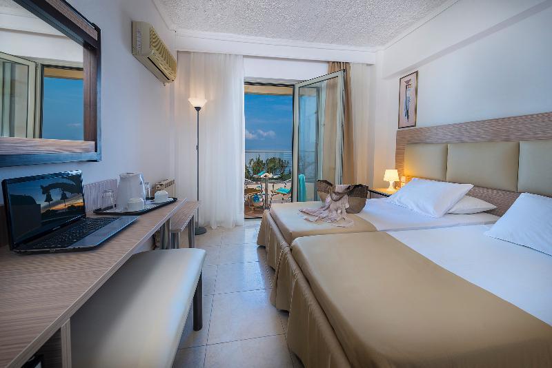 Niriides Beach Hotel Psalidi  Exterior photo